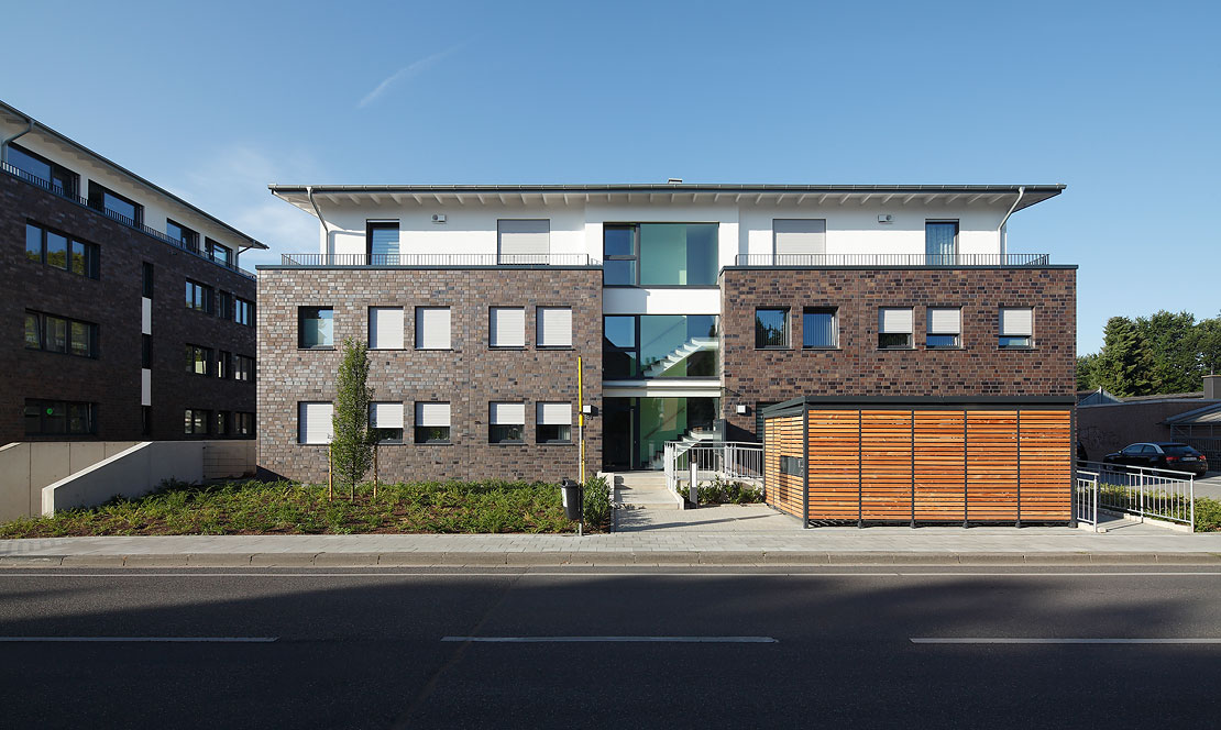 Mönchengladbach, Stationsweg